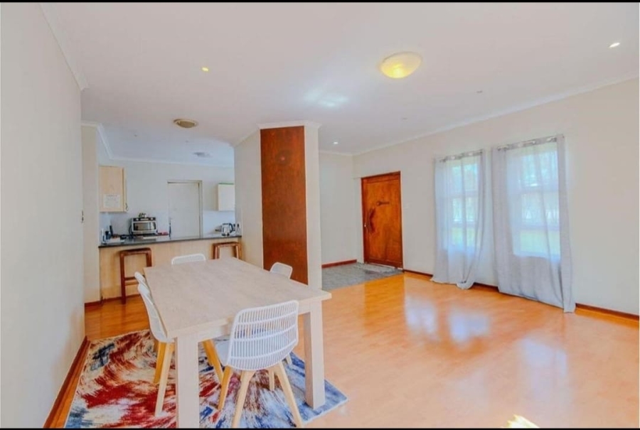 5 Bedroom Property for Sale in Overbaakens Eastern Cape